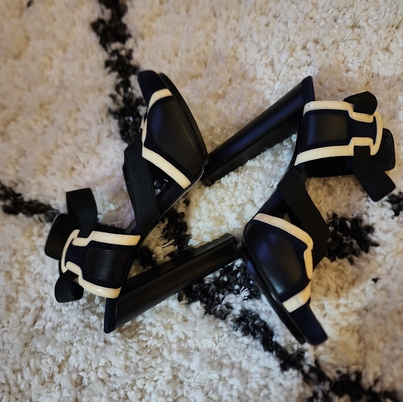 Balenciaga Multicolor Patent And Suede Ankle Strap Sandals Size 38.5 - Picture 2 of 5